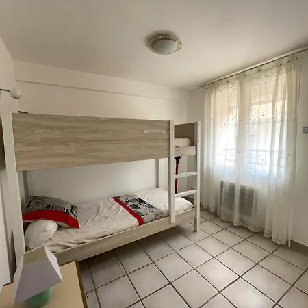 Apartment Confortable Au Centre De Banyuls, A 300 M De La Plage, Ideal Pour 4 Personnes - Fr-1-309-5